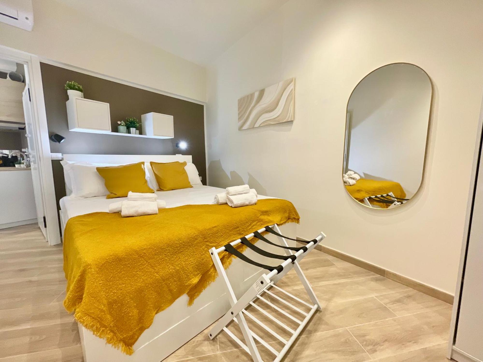 Happy Family Apartments Incantesimo Генуя Екстер'єр фото